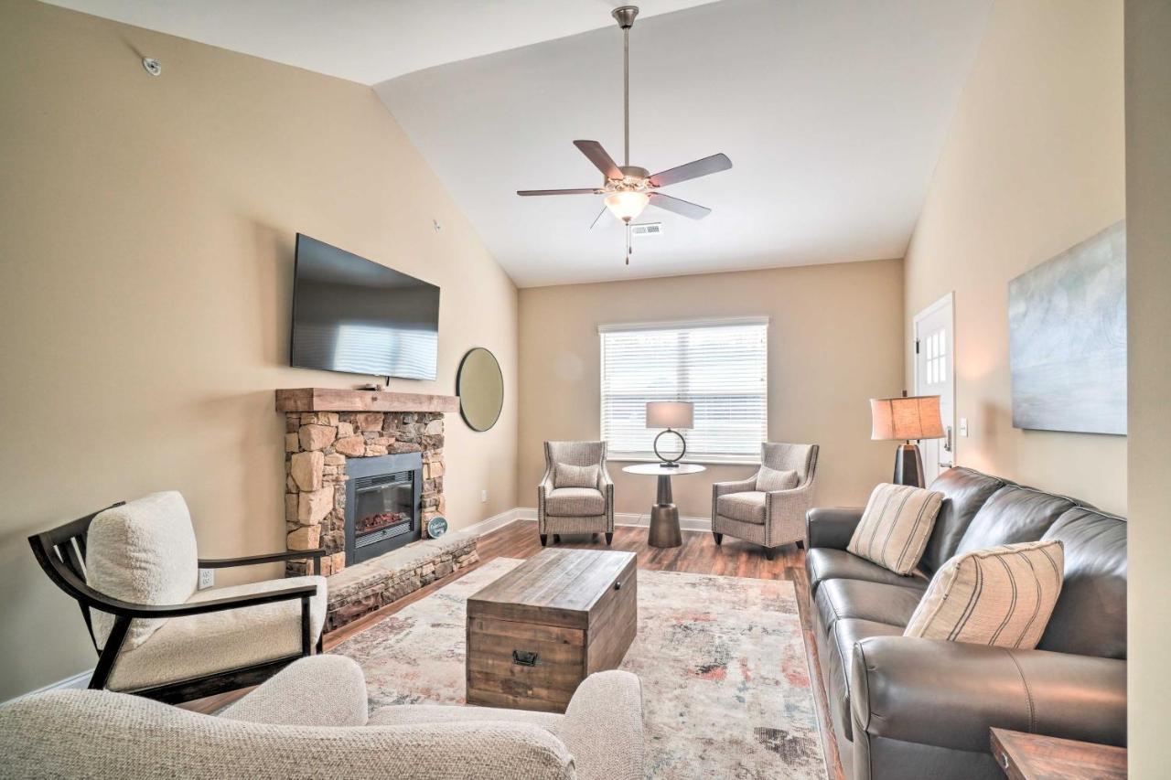 Chic Townsend Condo With Saltwater Pool! Extérieur photo