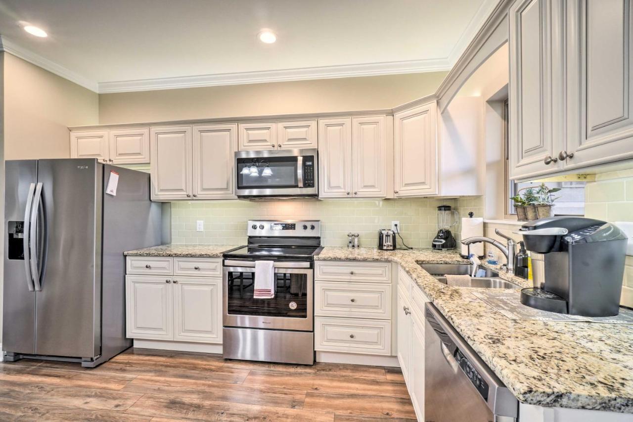 Chic Townsend Condo With Saltwater Pool! Extérieur photo