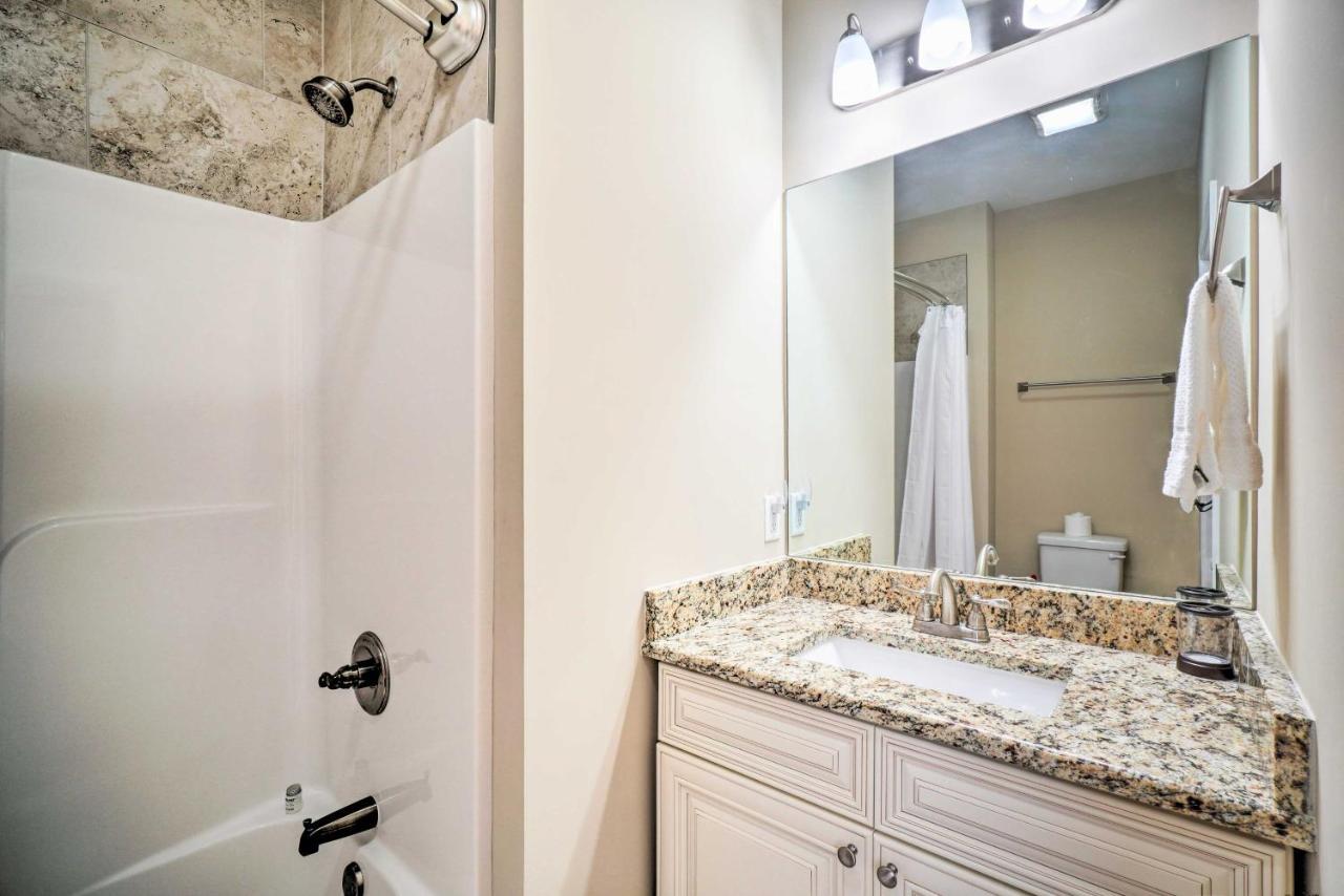 Chic Townsend Condo With Saltwater Pool! Extérieur photo